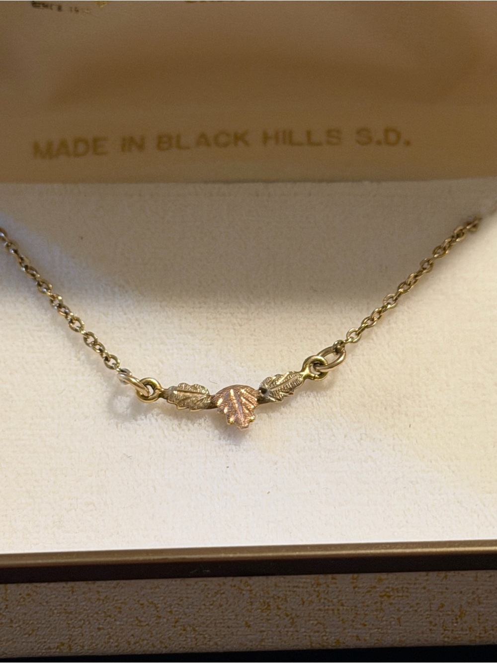 Vintage Landstroms Delicate Black Hills Gold Heart Station Necklace